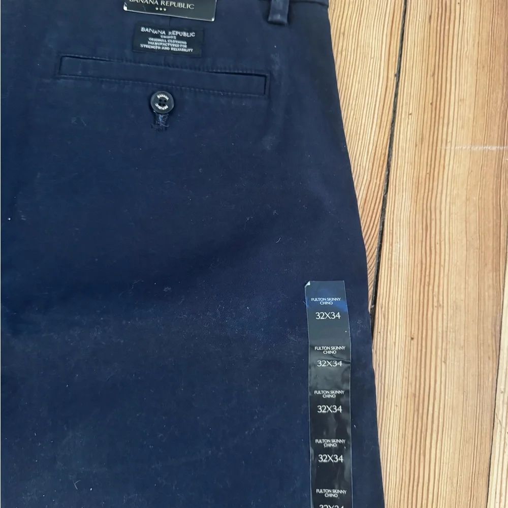 Banana Republic Men's Navy Stretch Chinos Men’s 32 waist 34 length - NWT